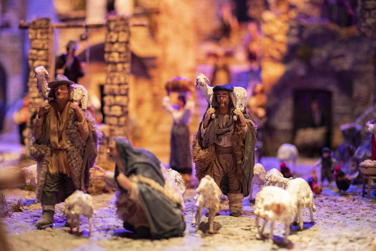 Un prete che cancella il presepe può ancora essere chiamato prete?