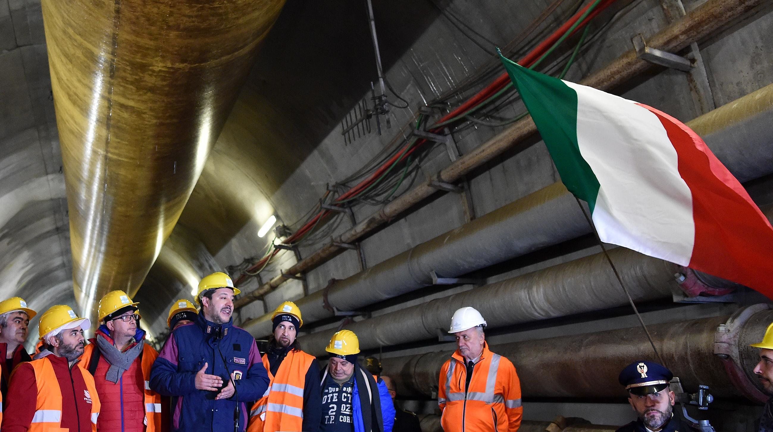 I grillini non hanno i voti per uscire dal tunnel