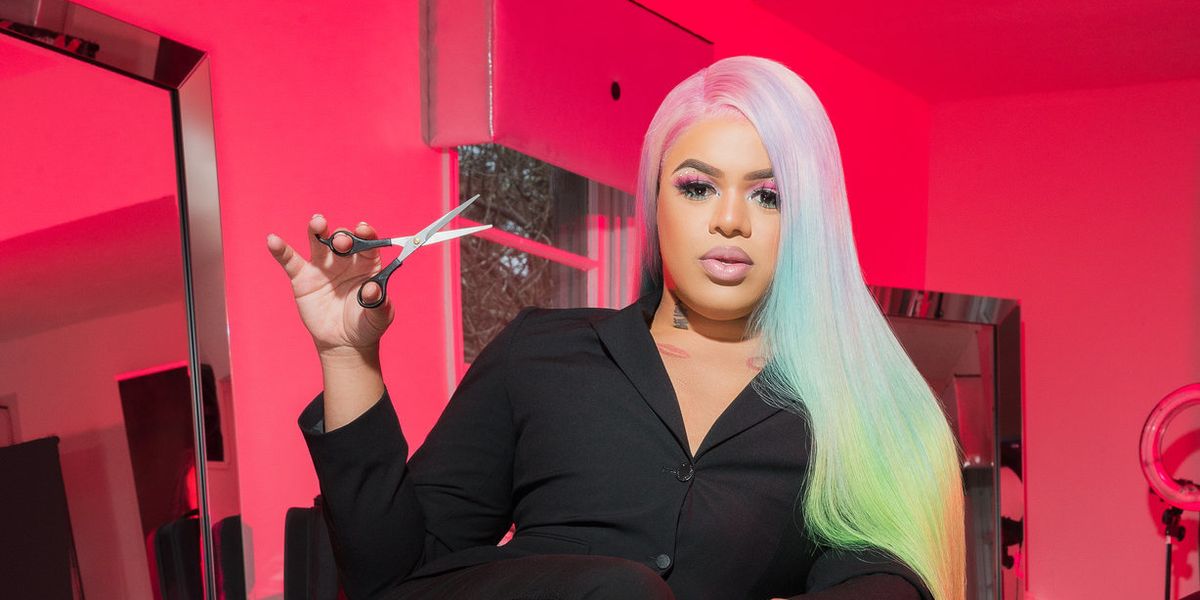 Cardi B's Hairstylist Cliff Vmir Teaches Us How To Properly Finesse A Wig