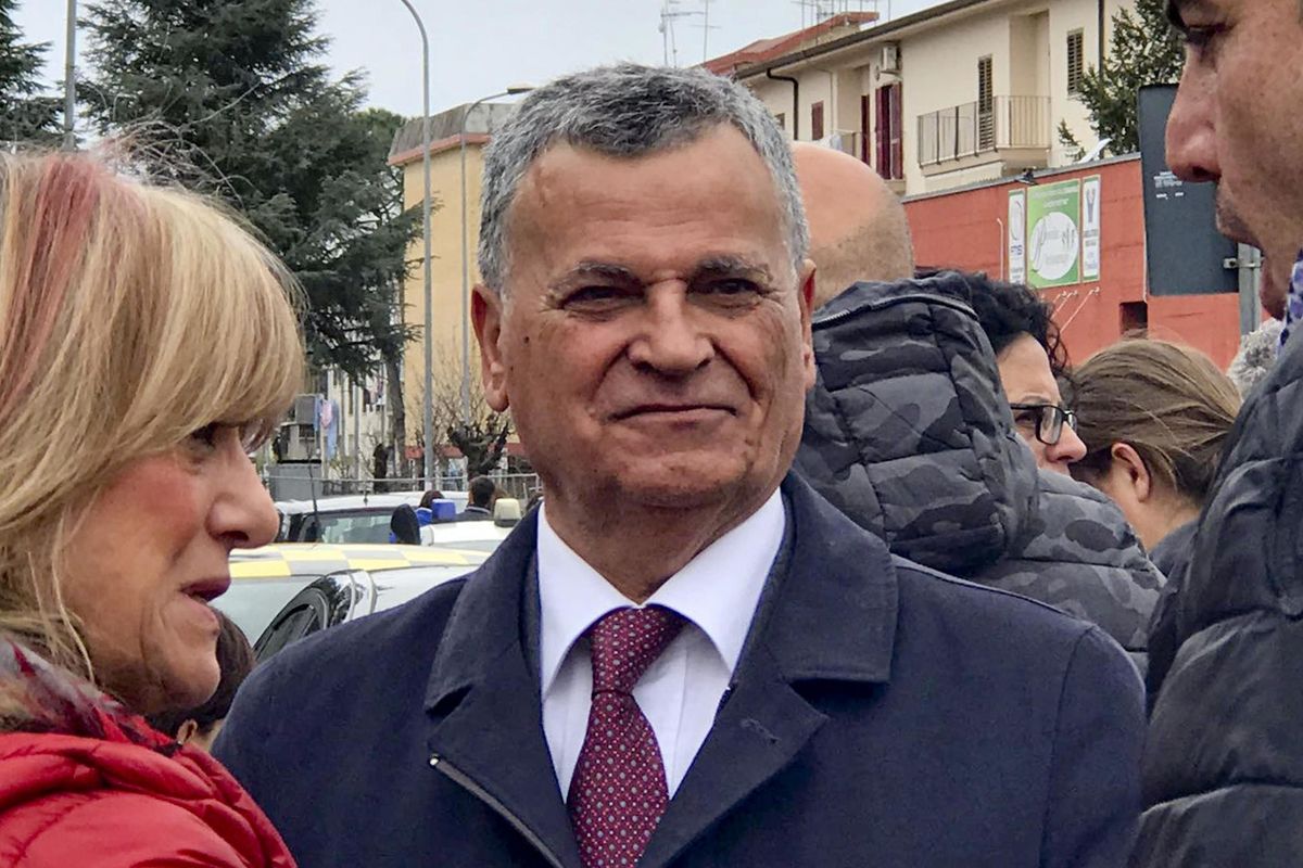 Di Maio senior non assolve Renzi e la Boschi