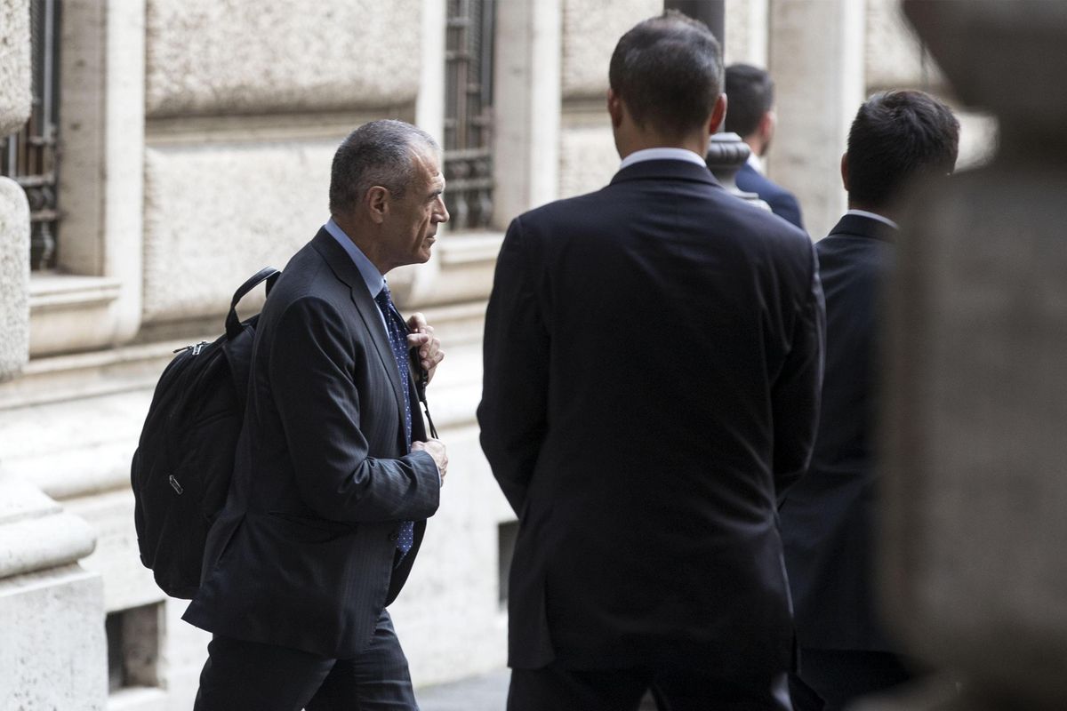 Tv e giornali
pensano solo a lodare Sergio
e Carletto