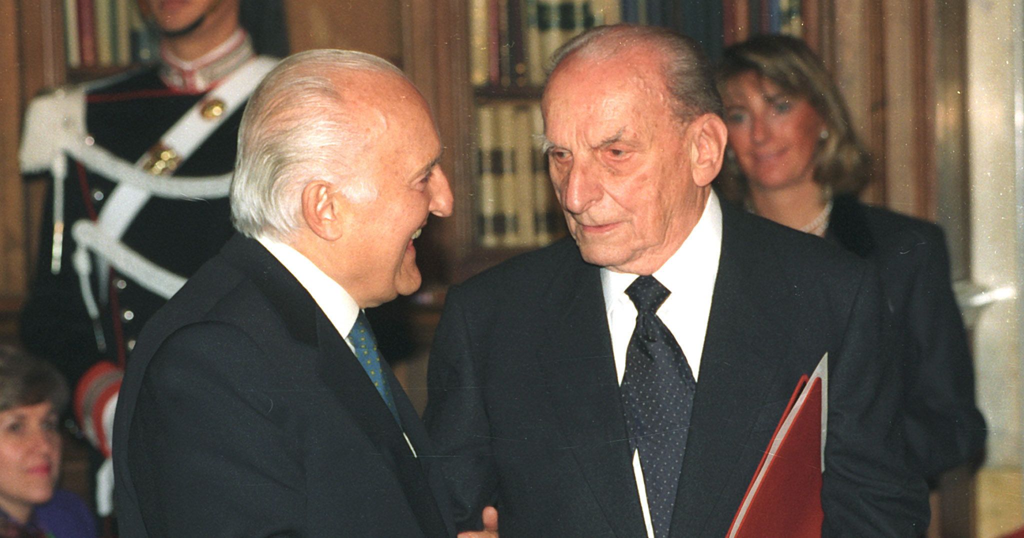 Con tutti questi professori prestati al Palazzo l’università va a ramengo