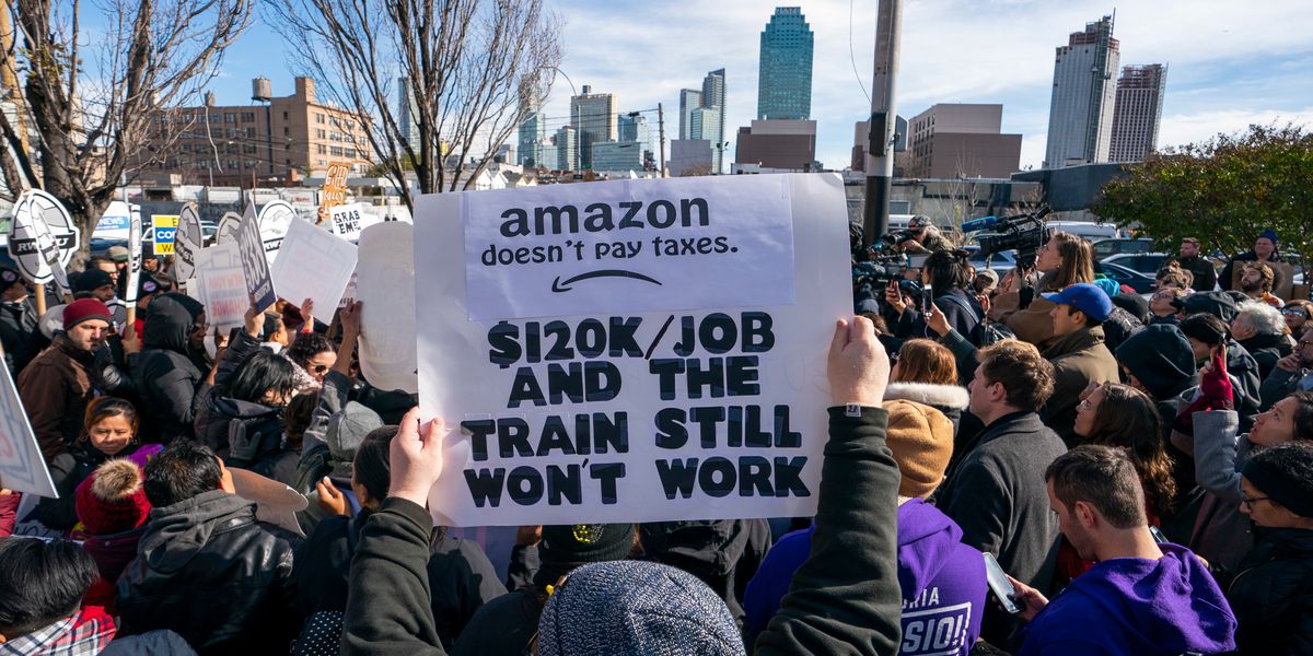 Amazon Pulls the Plug On NYC Headquarters