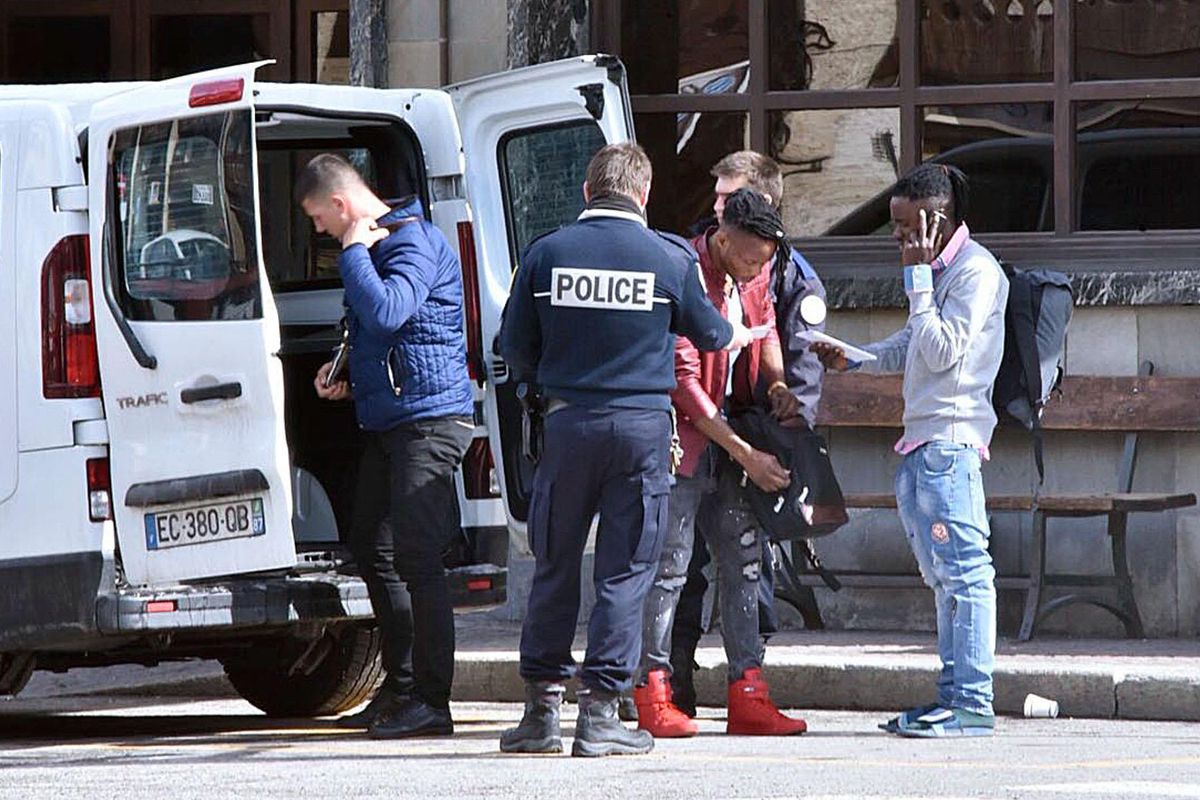 Immigrati e soldi: la Francia non può darci lezioni