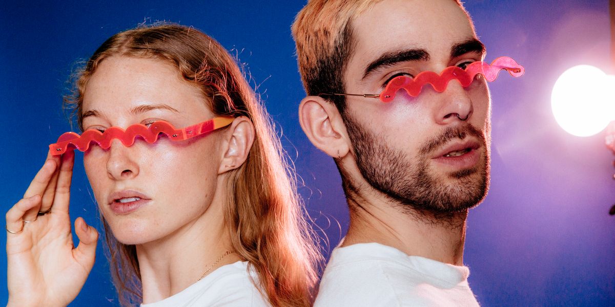 These Squiggle Glasses Are the Future Millennials Want