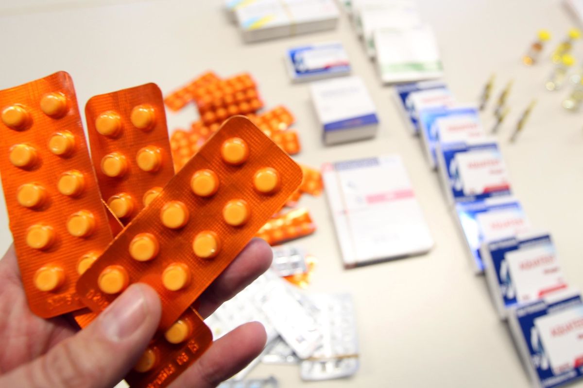 «I controllori delle medicine in Italia finanziati da una casa farmaceutica»