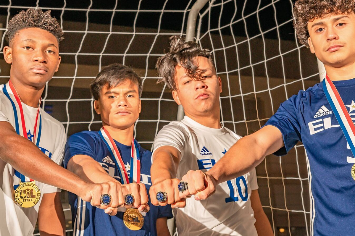 Elsik boys soccer is ready to rise to the top again in 2019