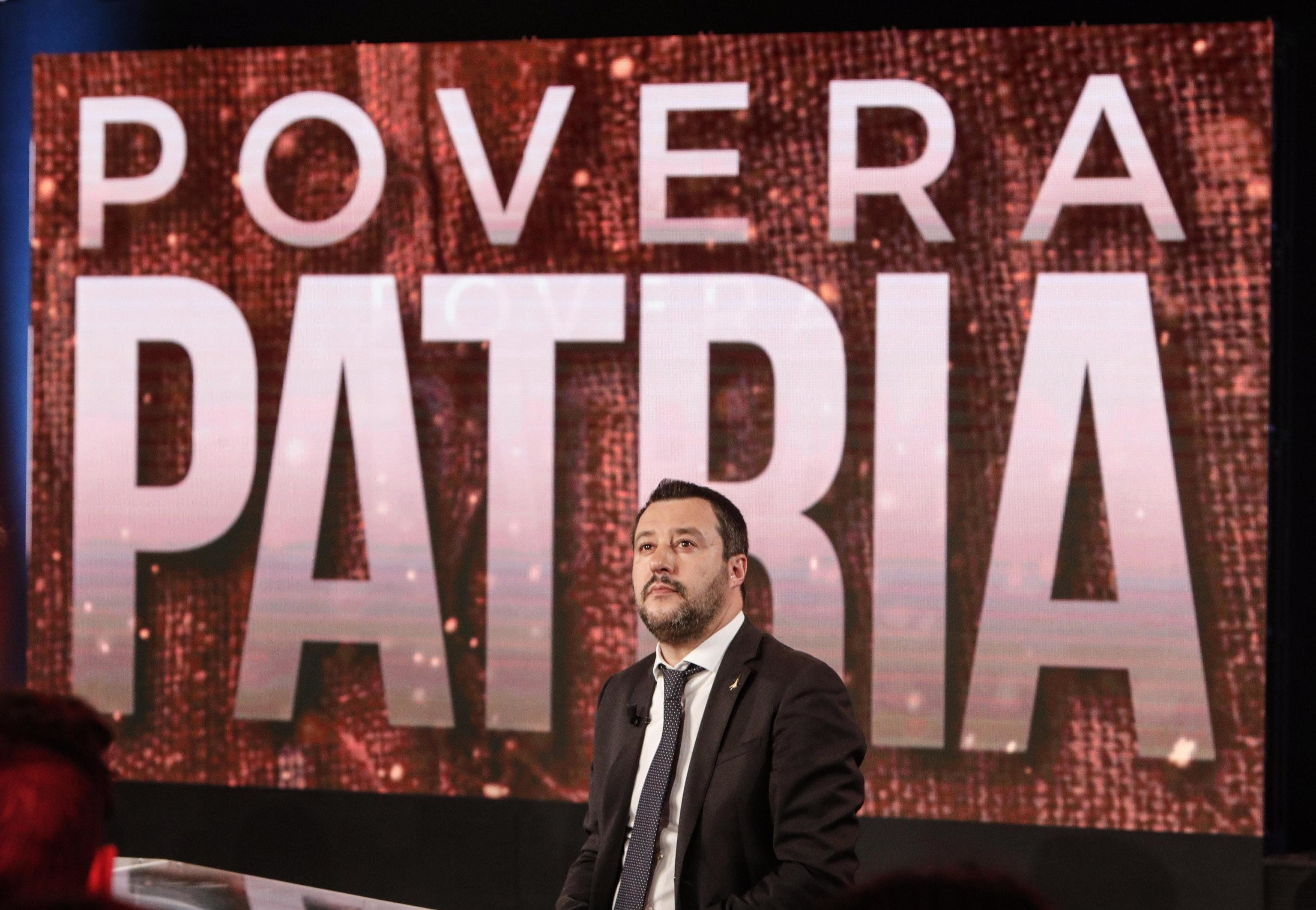 Salvini a processo è un regalo agli scafisti