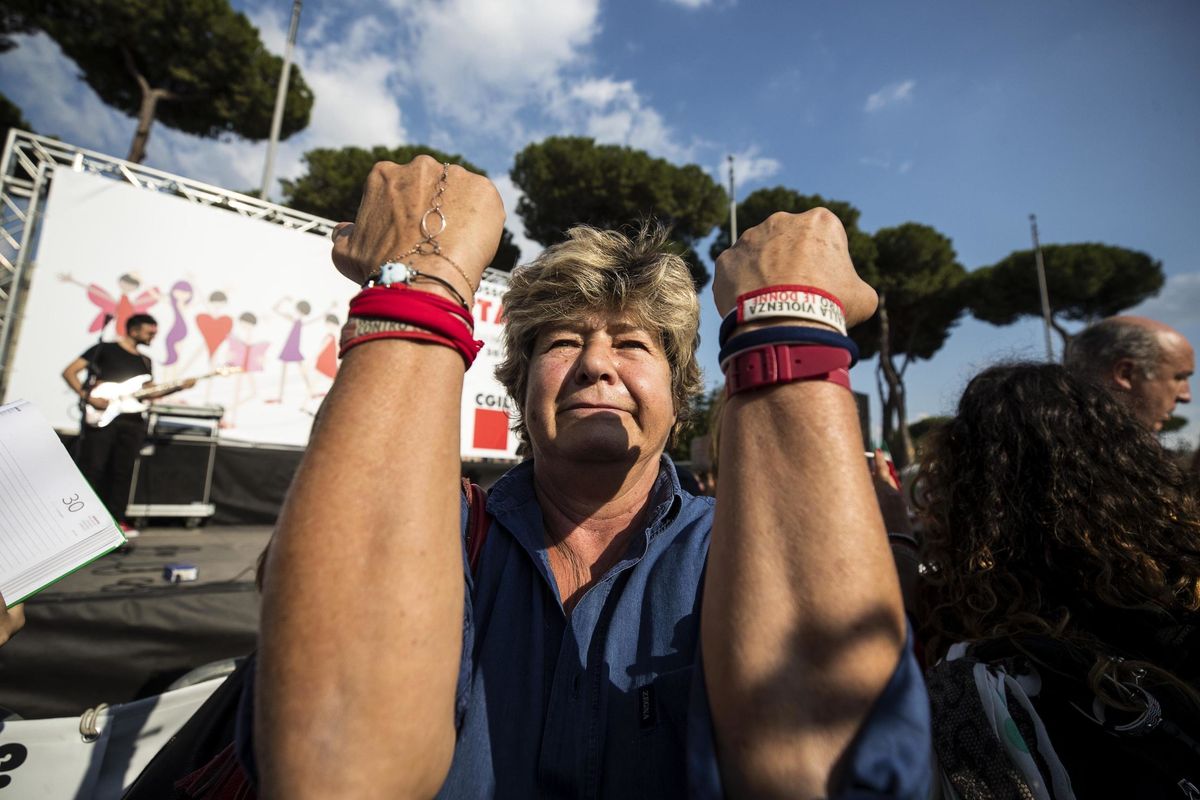 «Chi è contro il regime è per il golpe». In Italia la sinistra tifa dittatura