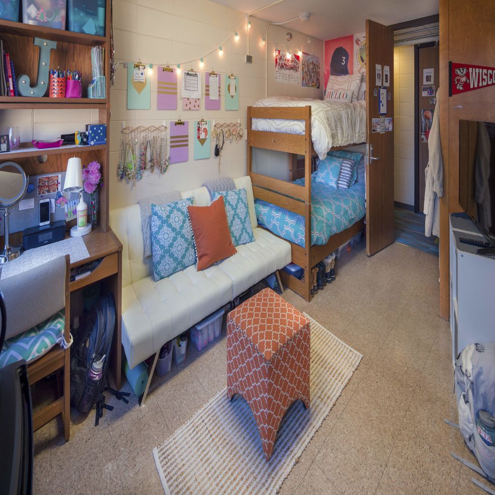 11 Things You Absolutely Need To Pack For College