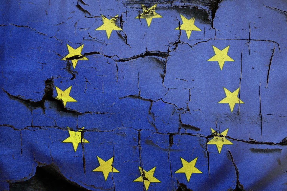 Europa, spese pazze per difendere lana armena e banane dominicane