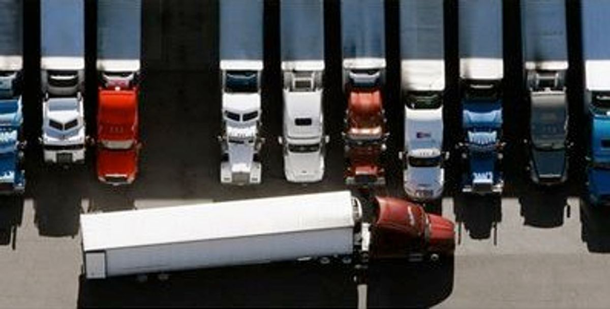 Private Truck Fleets Look to Leasing