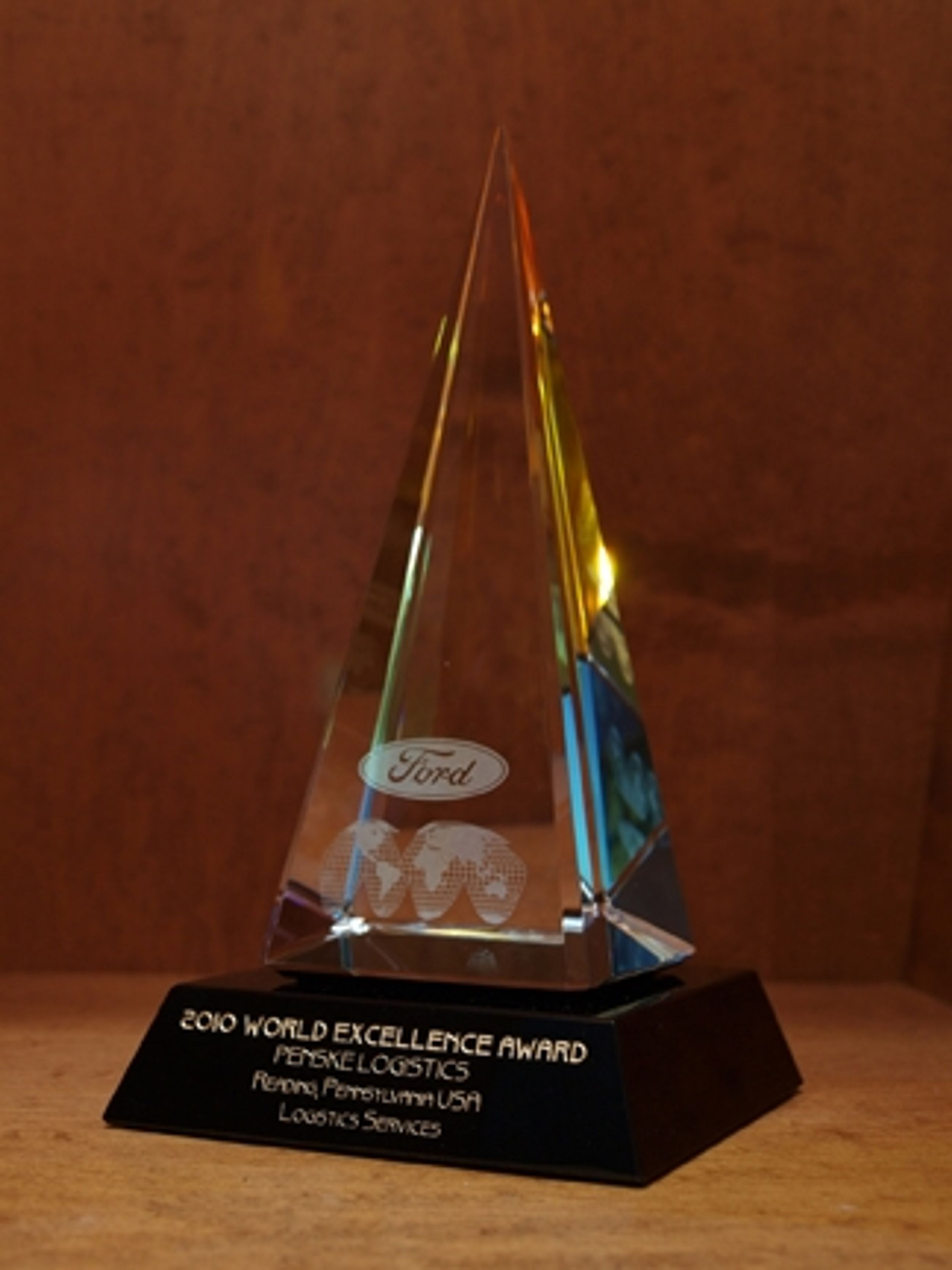 Penske Logistics Earns Ford Gold World Excellence Award