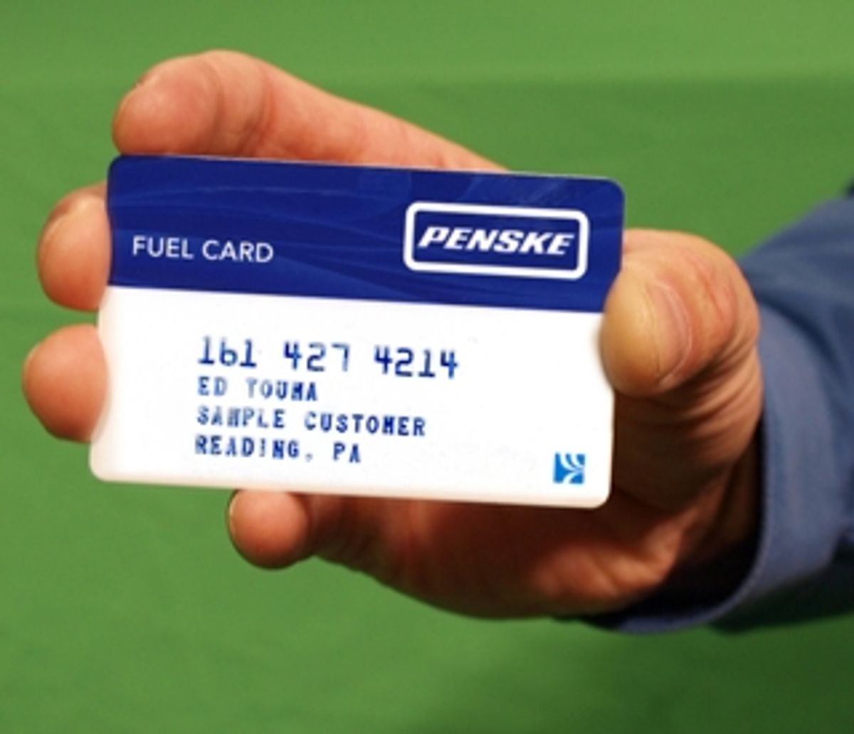 Penske Truck Leasing Introduces New Fuel Card Program