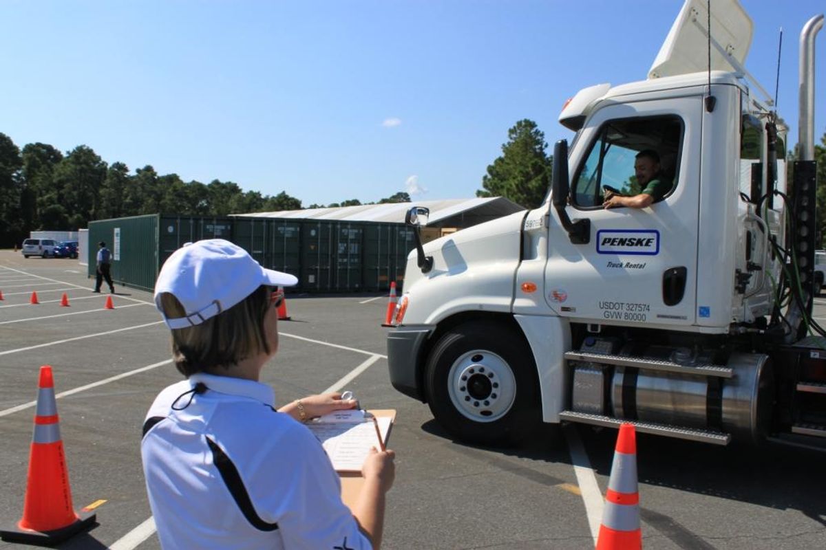 Penske Supports Transportation Industry Truck Safety Via IFDA Sponsorship