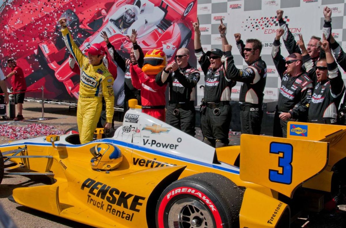 Helio Castroneves Returning to “Dancing with the Stars”