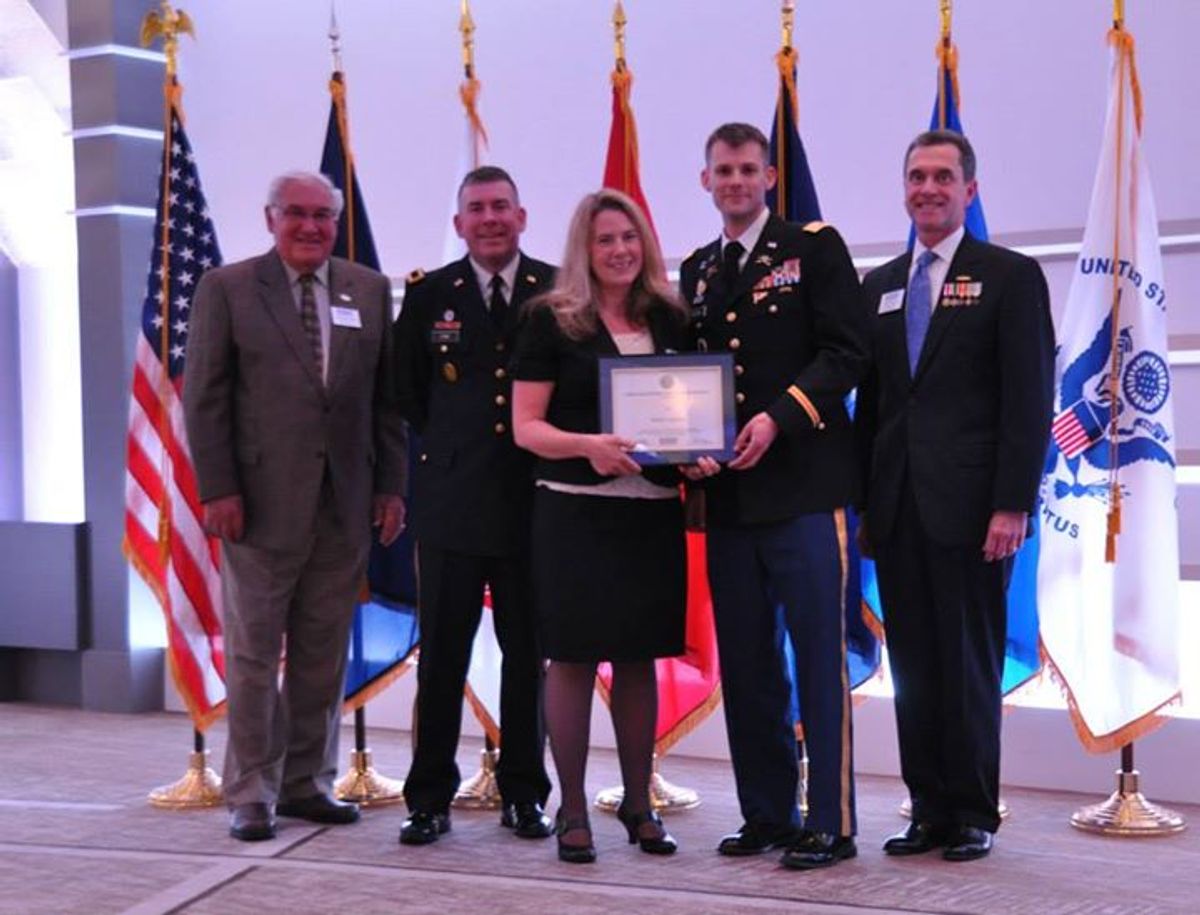 Penske Logistics Honored by U.S. Military Guard and Reserve