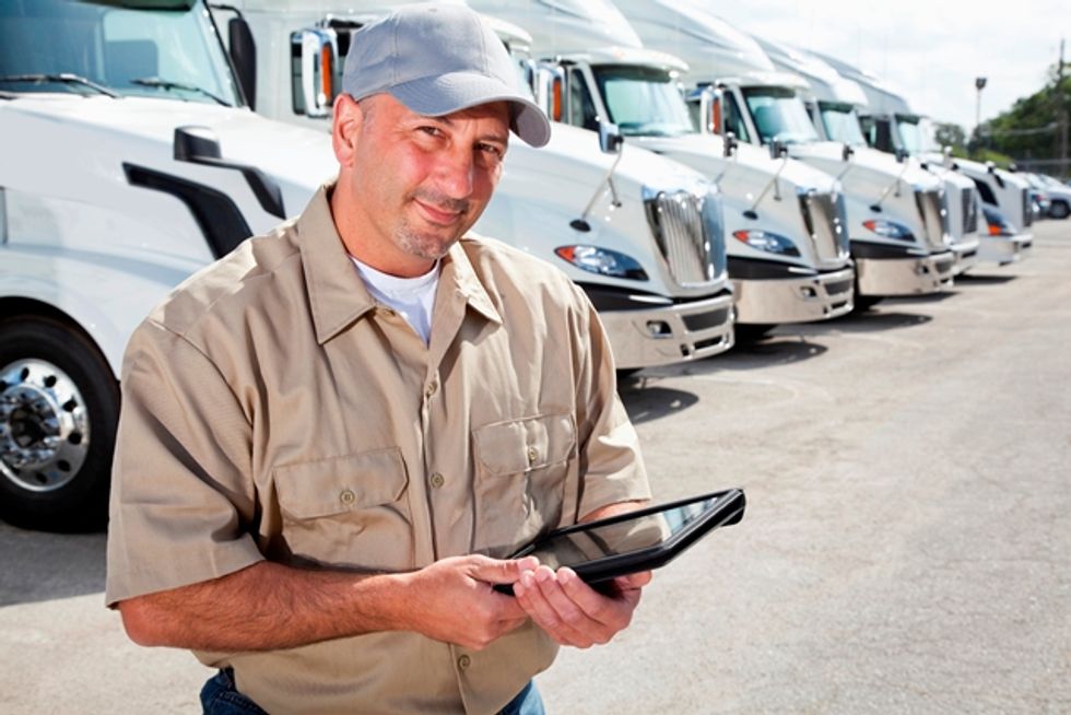 Penske Has the Keys to A Rewarding Career. Become a Truck Driver.
