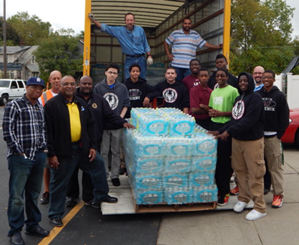 
Flint, Michigan, Children Receive Much-Needed Water Donation
