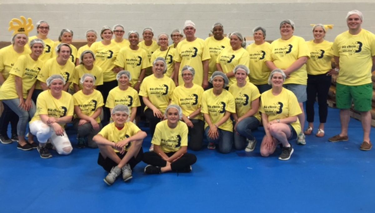 Penske Associates Help United Way Take a Bite Out of Hunger