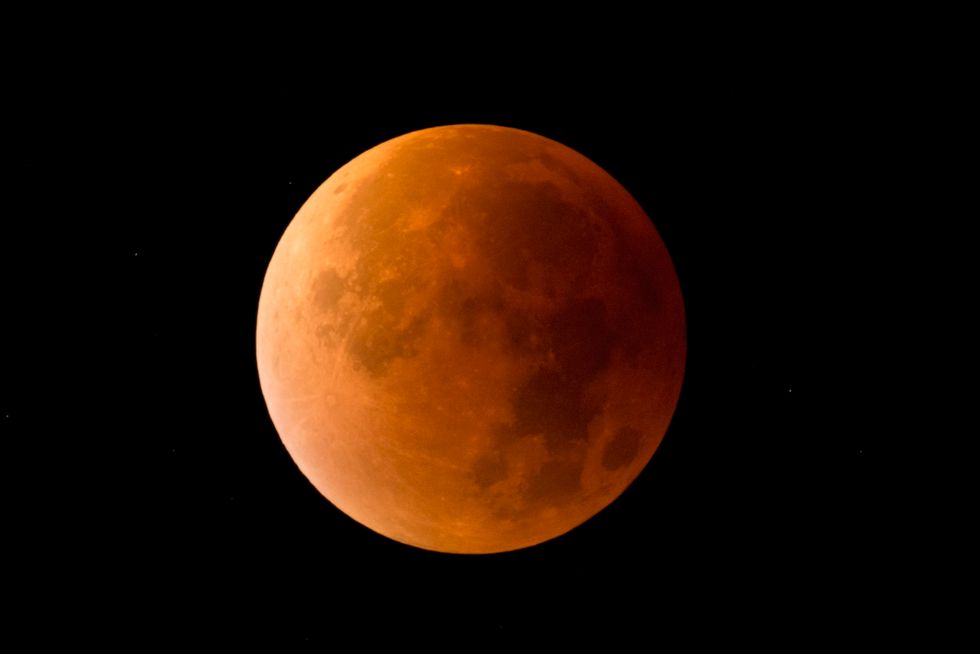 Truck Drivers in Store for Super Lunar Eclipse Treat