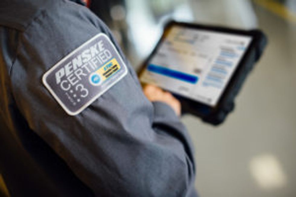 Penske Truck Leasing Digitizes Truck Fleet Preventive Maintenance