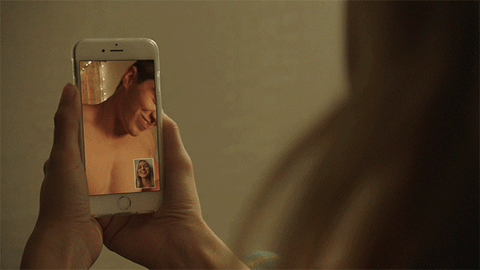 Baco nei cellulari di Apple. Gli altri ti ascoltano anche se rifiuti le chiamate