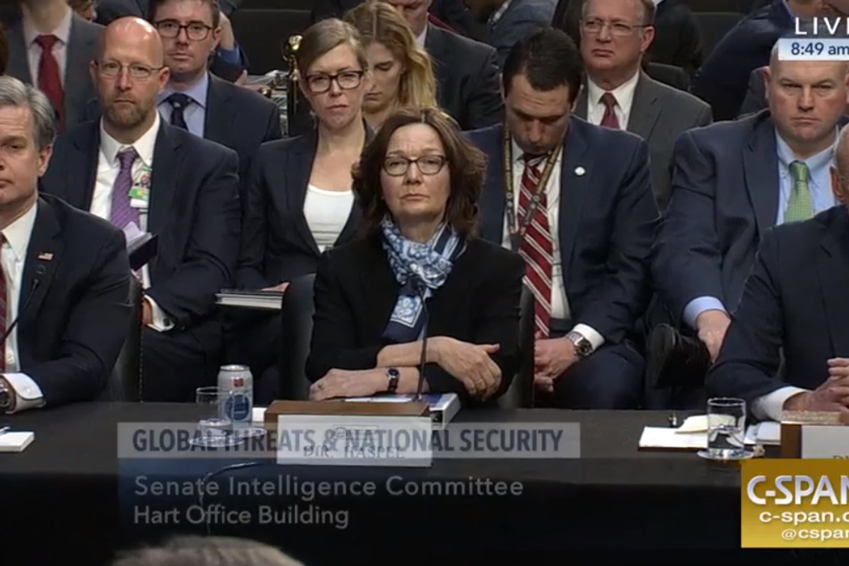 10 Out Of 10 Trump Intel Chiefs Agree Trump Is Utterly Full Of Sh*t