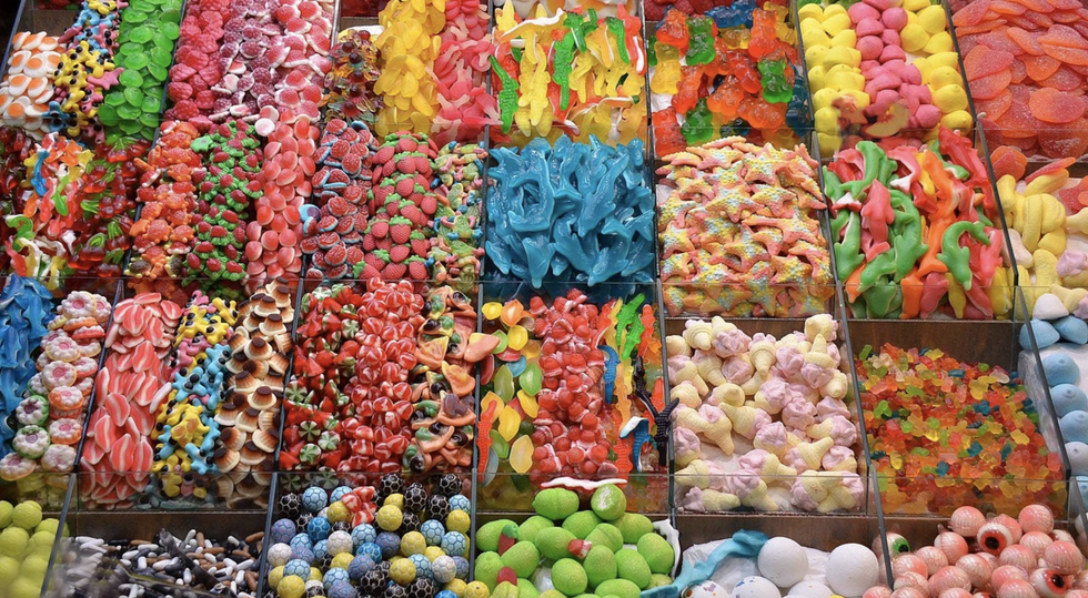 https://pixabay.com/en/colors-candy-confectionery-1242661/