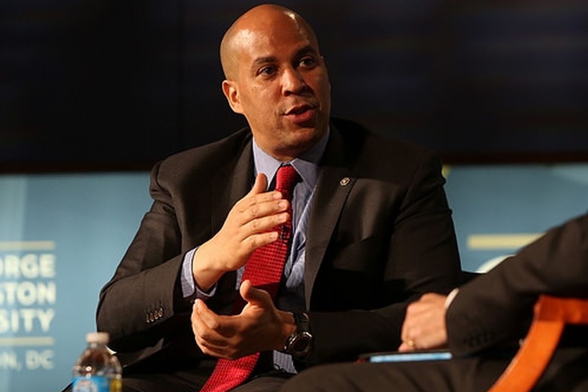 Cory Booker Jumps Into The Pool