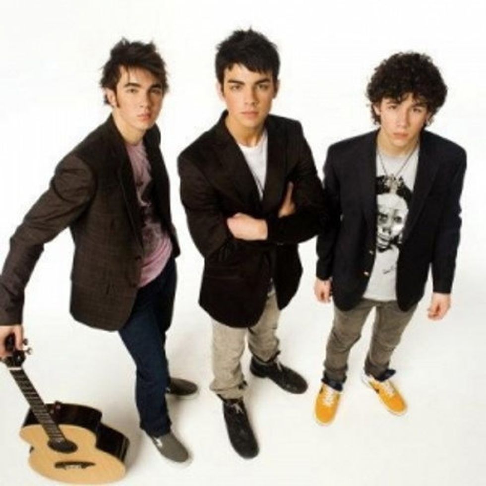 jonas-brothers-throwback-songs