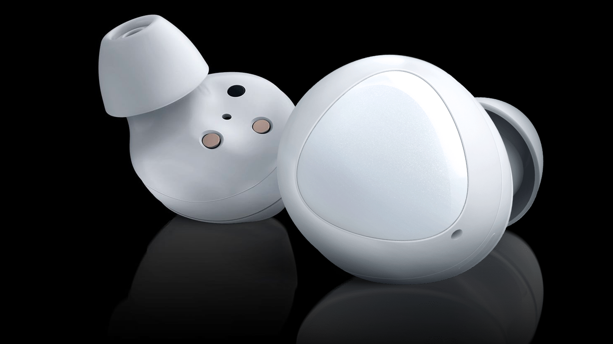 Galaxy - galaxy Buds +　ホワイト　未使用 SAMSUNG Galaxy Buds, White (Charging Case Included