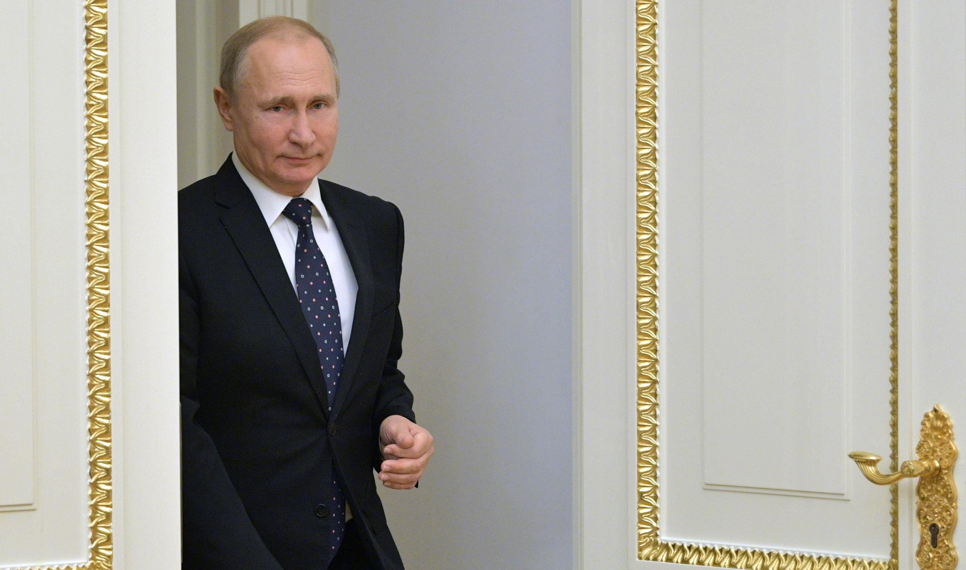 Colpire il rublo per educare Vladimir Putin