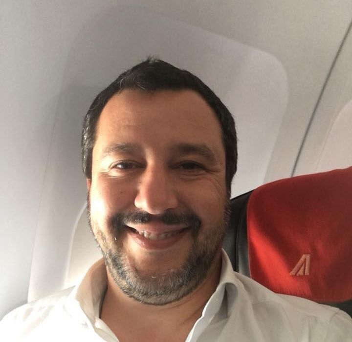 Salvini: «Chiuderò gli aeroporti ai charter di immigrati da Berlino»