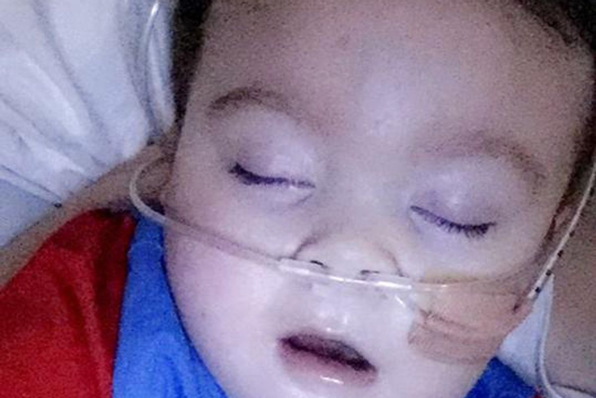 Un tweet di Francesco salverà Alfie dalla condanna a morte dei medici?