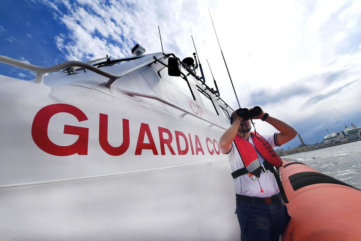 Non tutta la Guardia costiera segue la rotta tracciata dal governo
