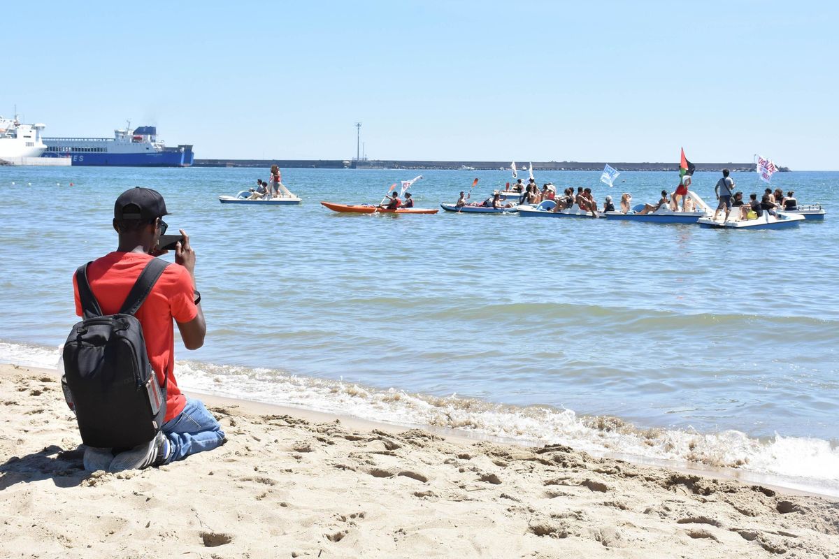 I rifugiati vanno in vacanza nei Paesi da cui sono fuggiti