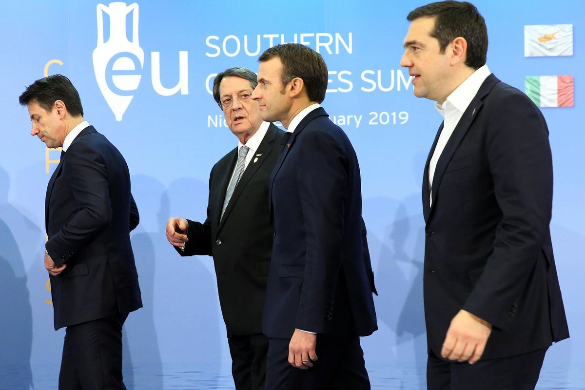 Parigi non capisce che farci la guerra è atto infantile e autolesionista