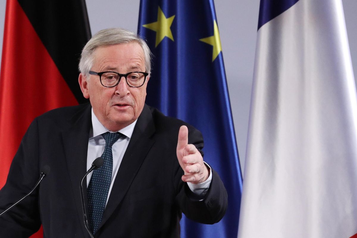 Euroburocrati compatti all’attacco «Salvini raccoglierà le macerie»