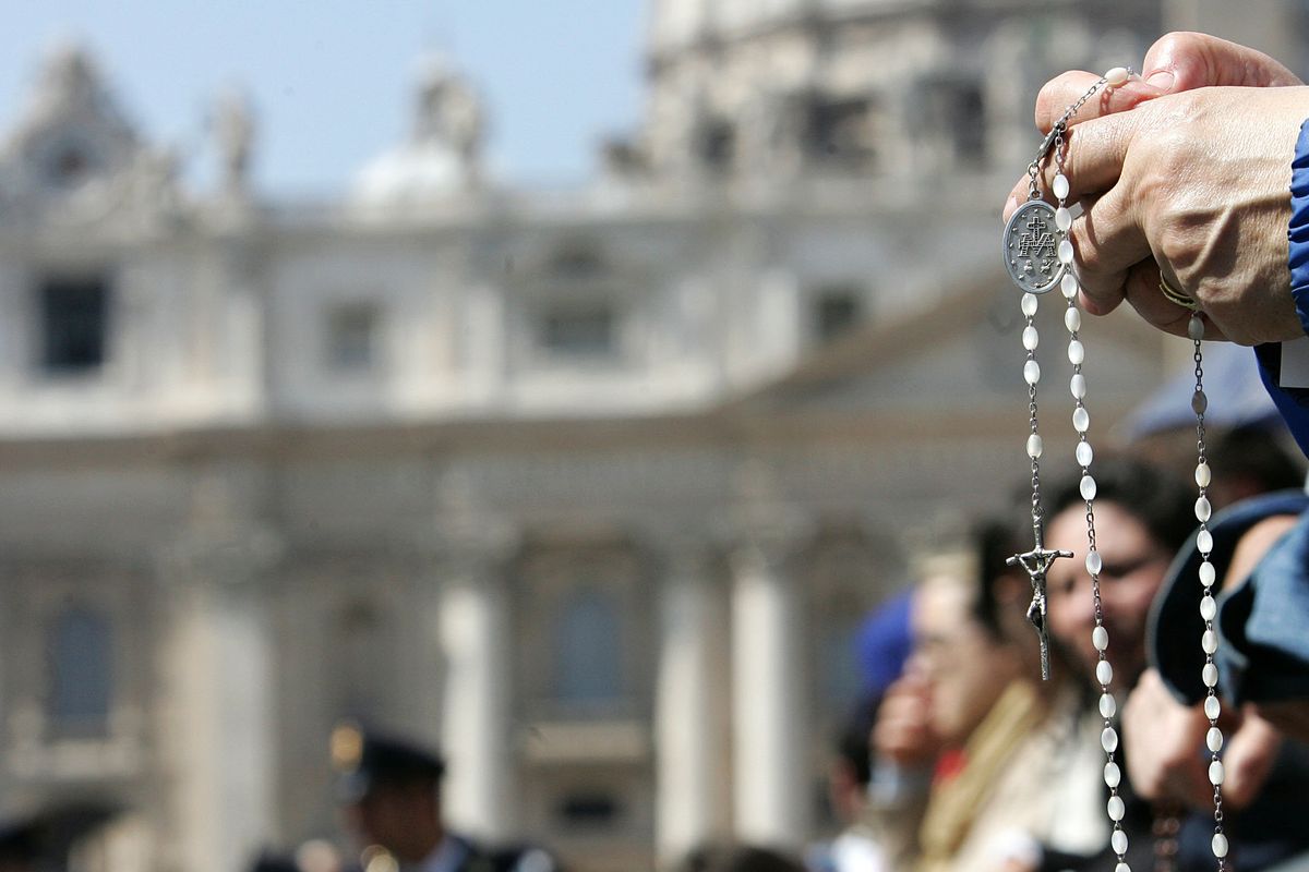 Abbiamo perso l’uso della preghiera, il mantra che fa bene a mente e cuore