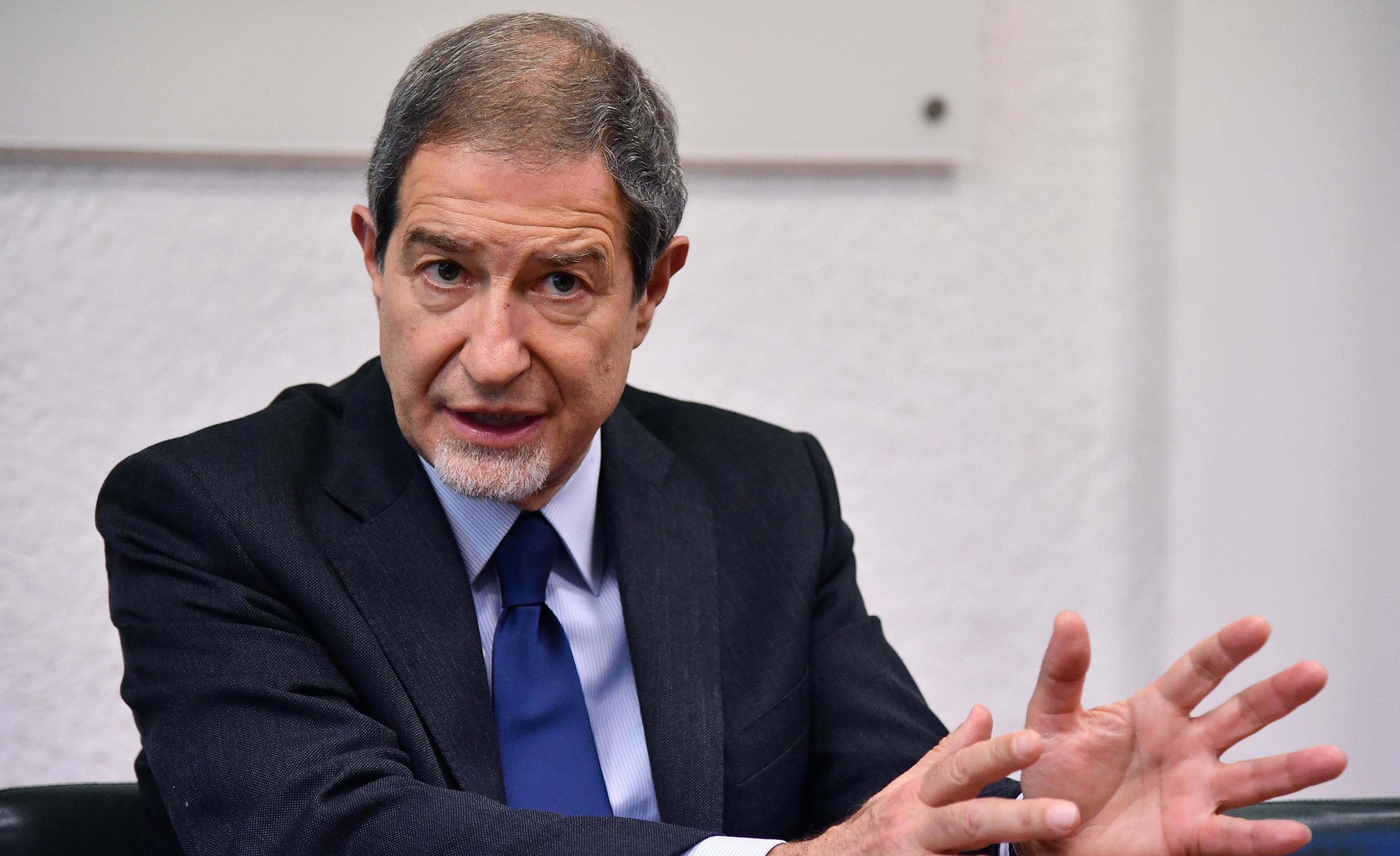 Nella Regione Sicilia caccia ai disabili con cui imparentarsi per lavorare meno