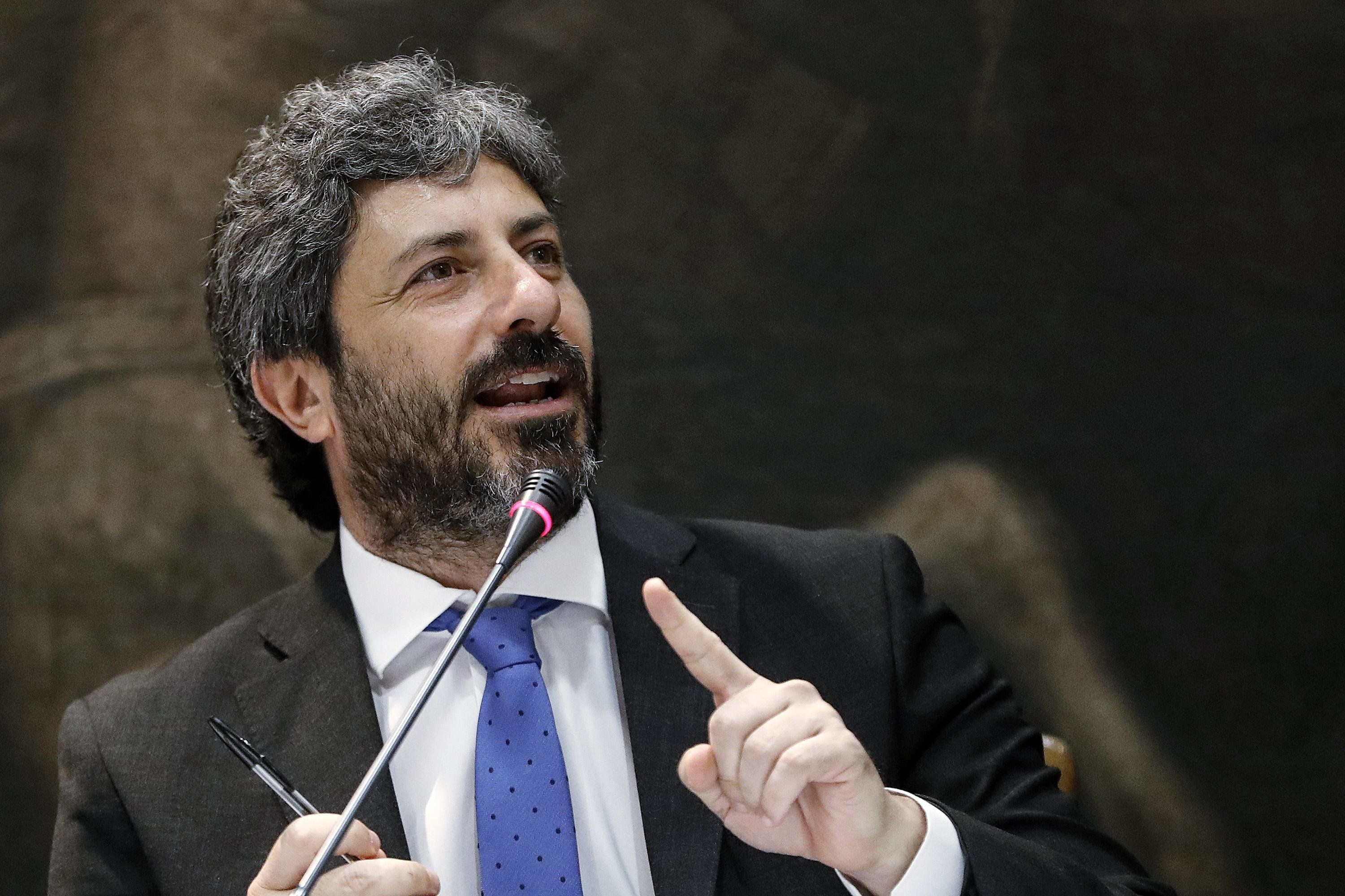 Passa il taglio ai vitalizi. Ecco quanto perdono i «privilegiati»