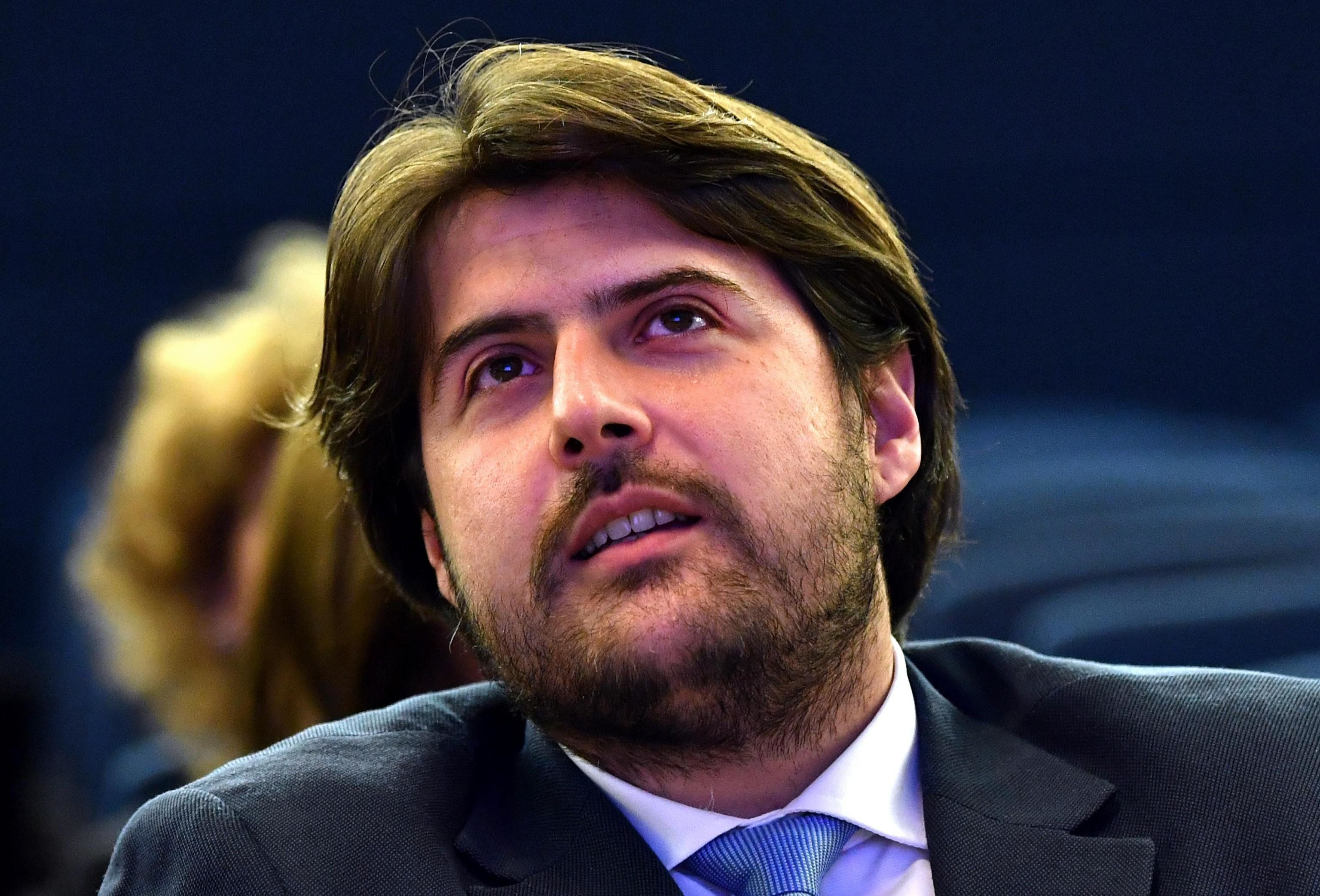 Buffagni, il grillino che non c’entra interviene a gamba tesa sulle nomine