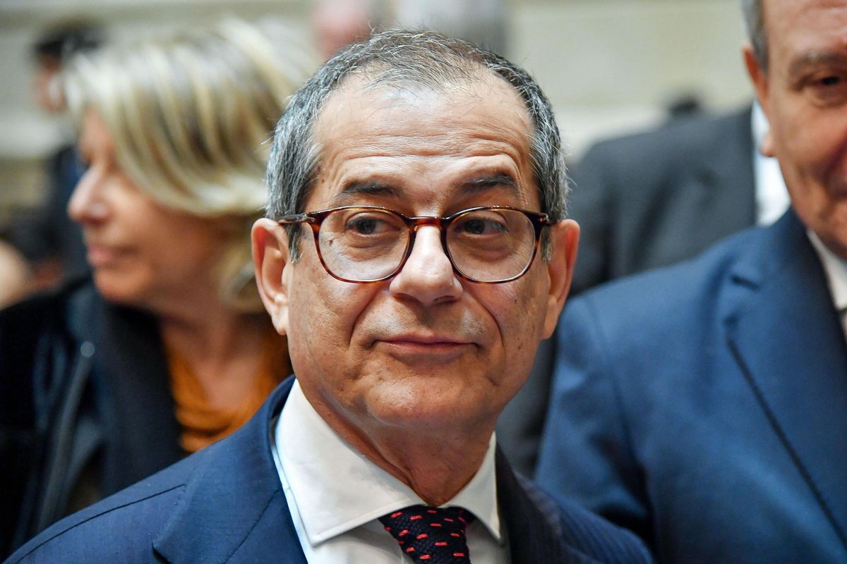 Tria scrive all’Ue: Pil su dell’1,5%, resta il tira e molla sulle coperture