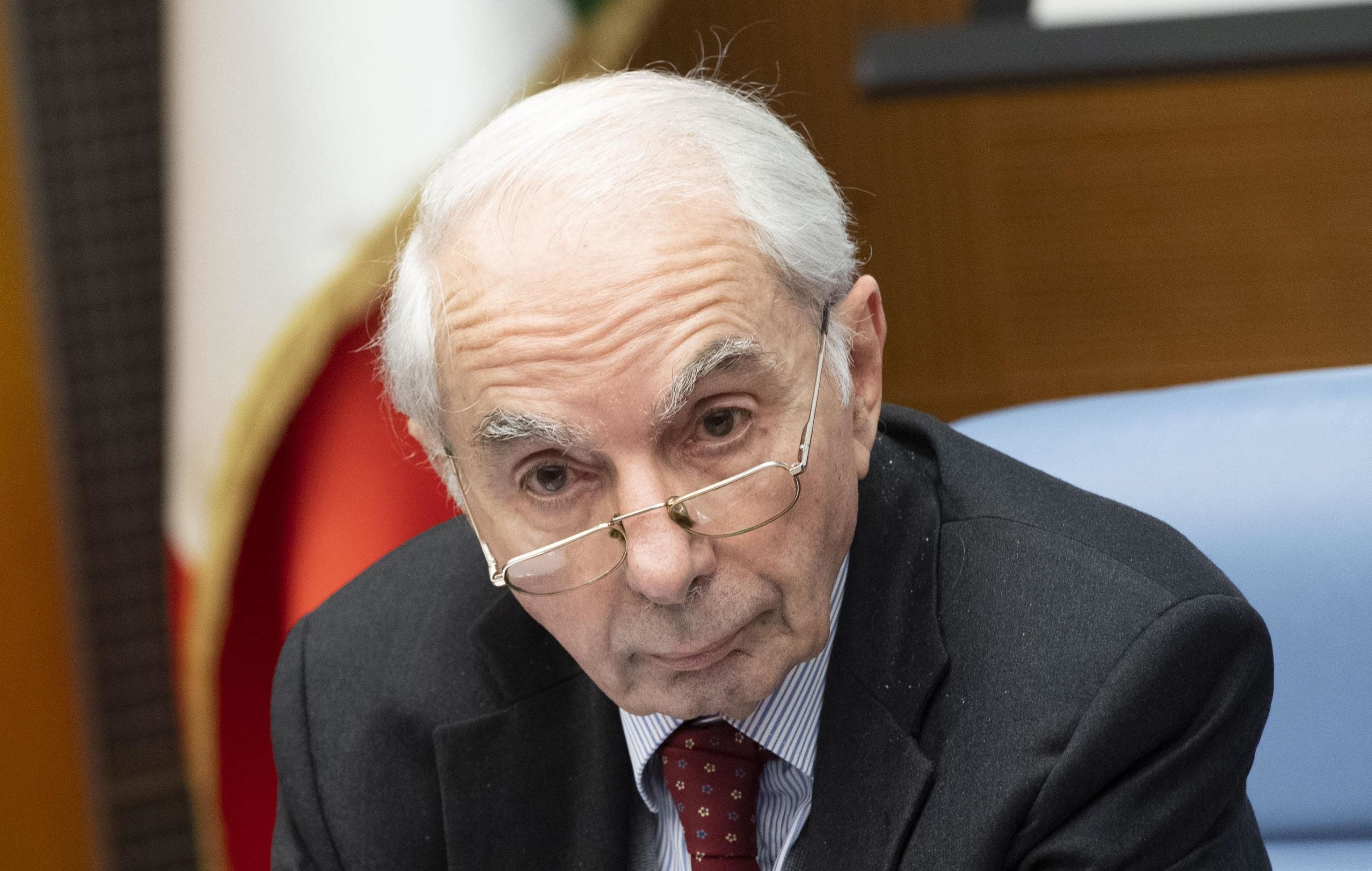 Amato si confonde e annuncia il ritorno delle leggi razziali