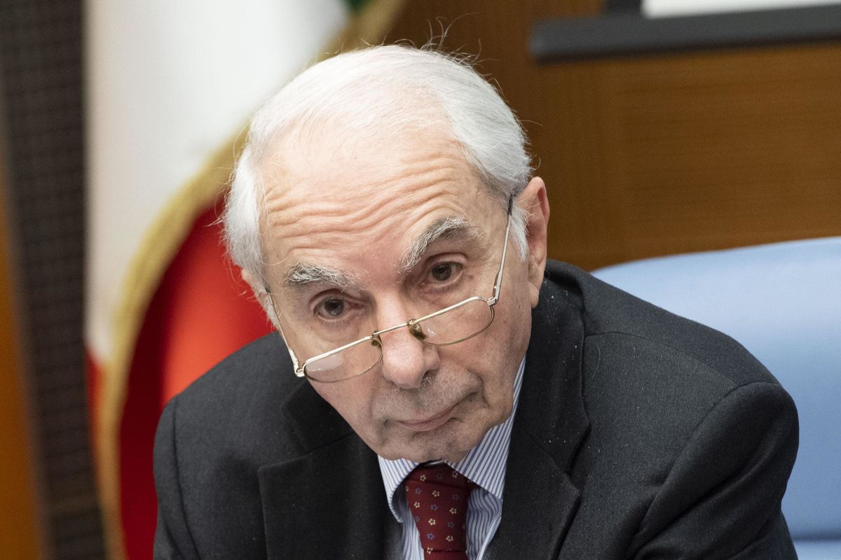 Amato si confonde e annuncia il ritorno delle leggi razziali