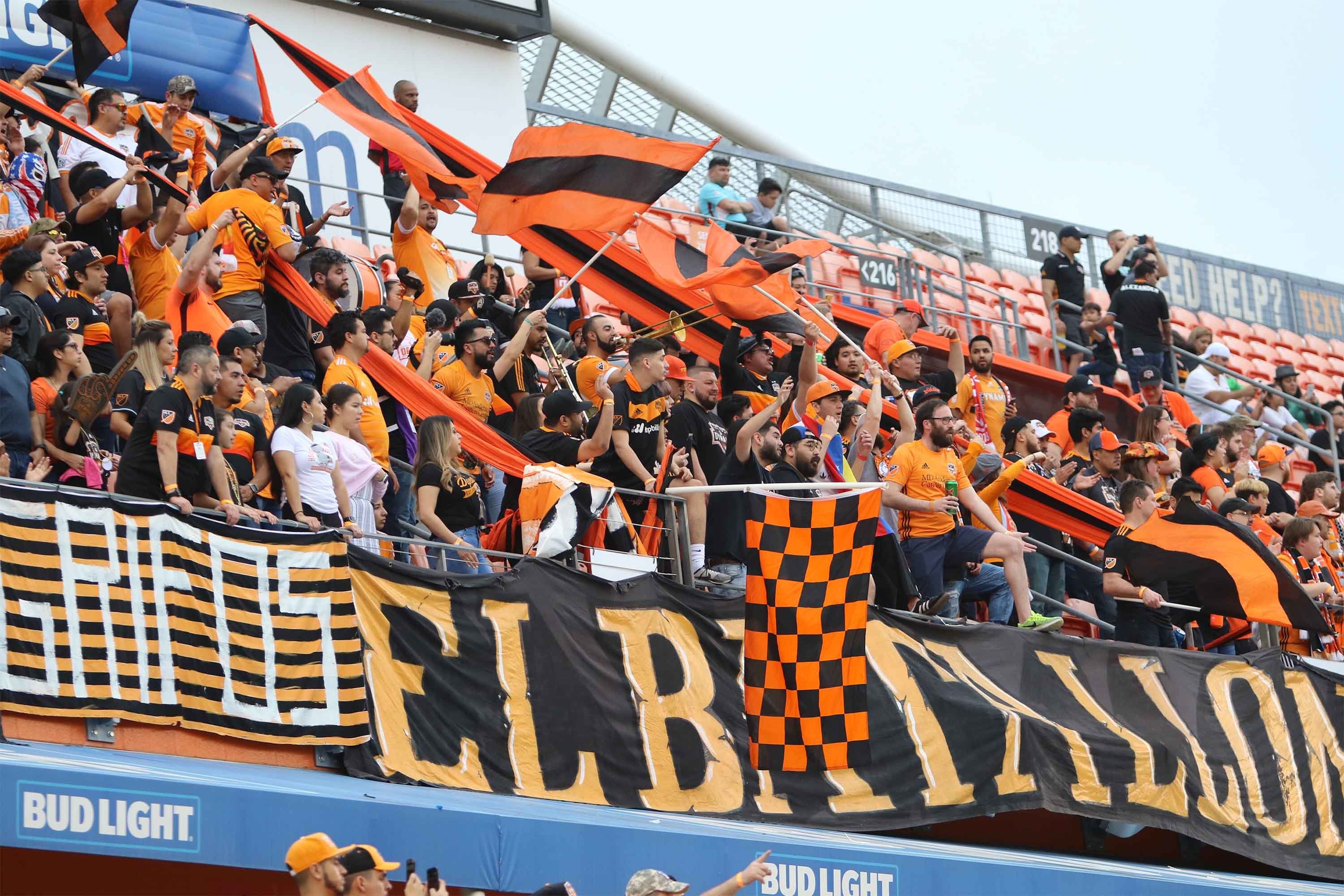 MLS kicks off 24th season, Barcelona sweeps Real Madrid and other soccer results