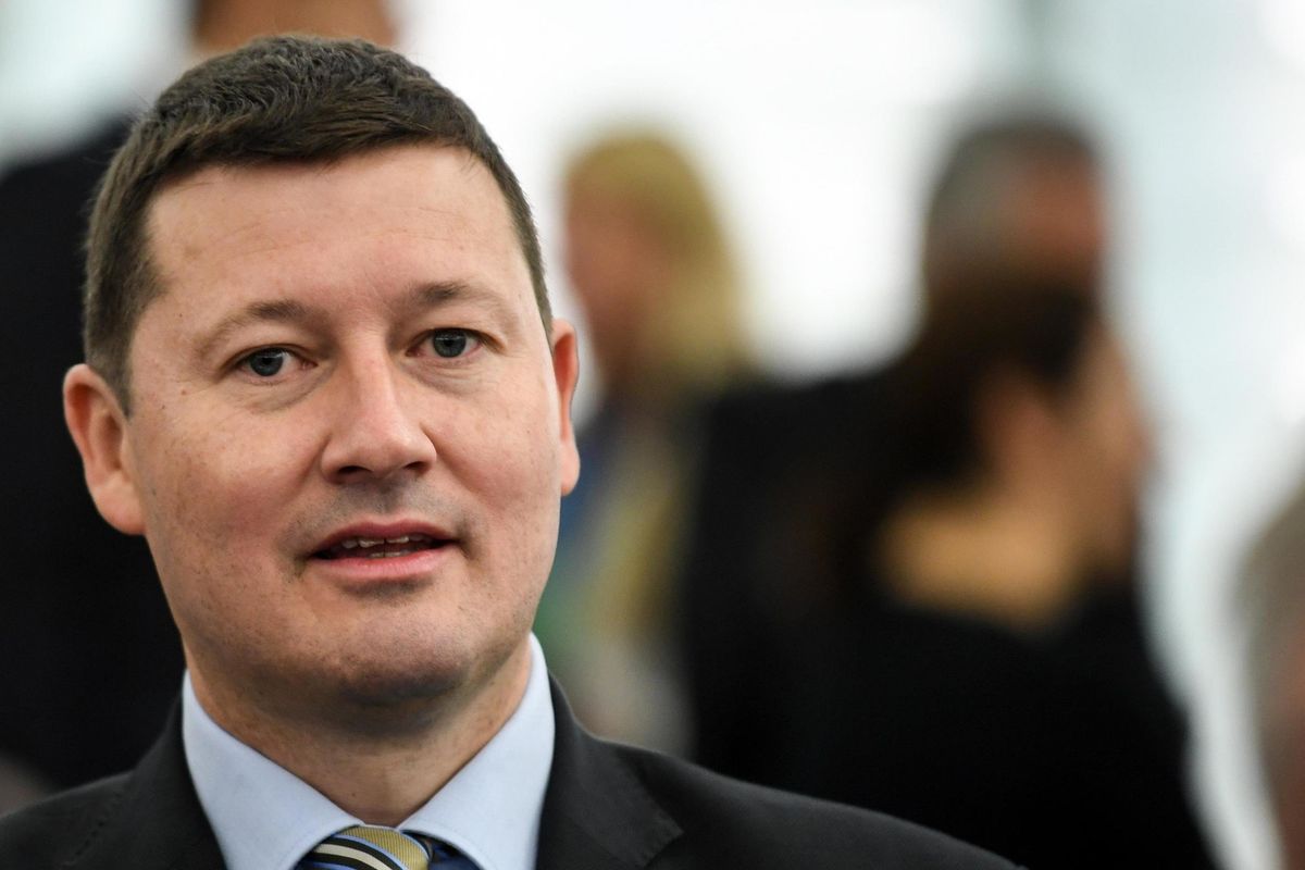 L'Ue tace sul colpo di Stato di Juncker: ha pilotato la nomina di un fedelissimo