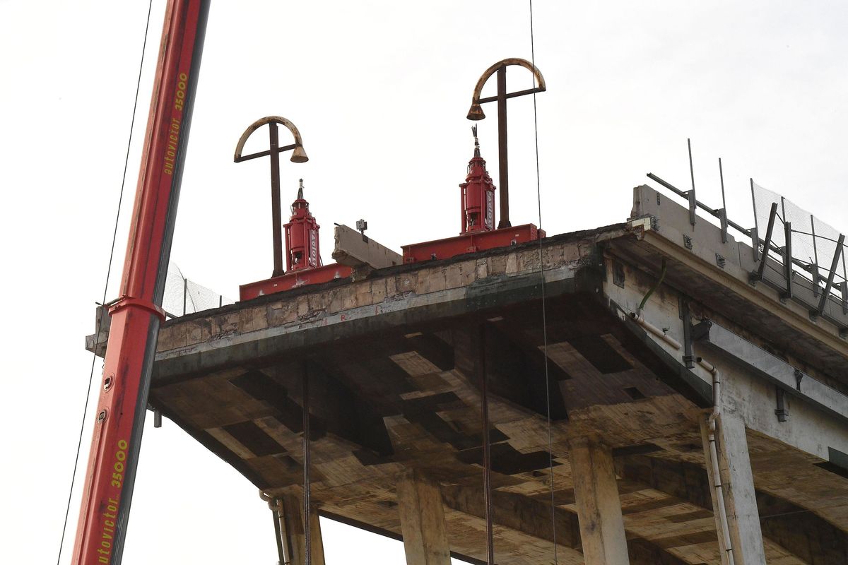 Ponte di Genova, l’ingegnere ai pm: «Spea sapeva che andava chiuso»