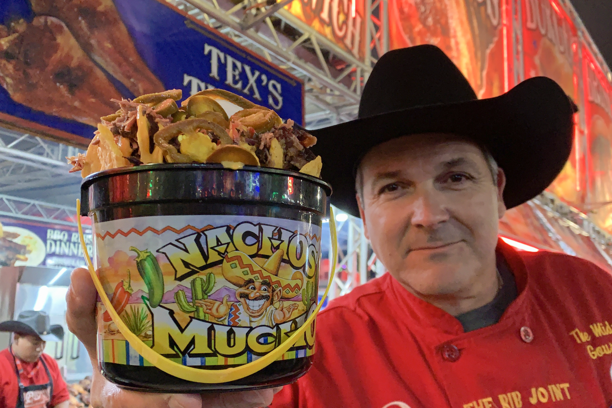 Ken Hoffman and crew review Houston Rodeo carnival's extraordinary food